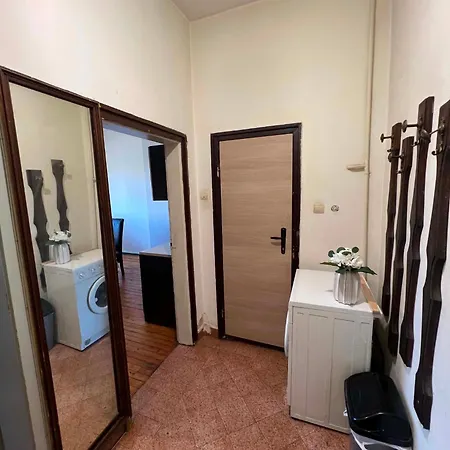 Maria Luisa Apartment *