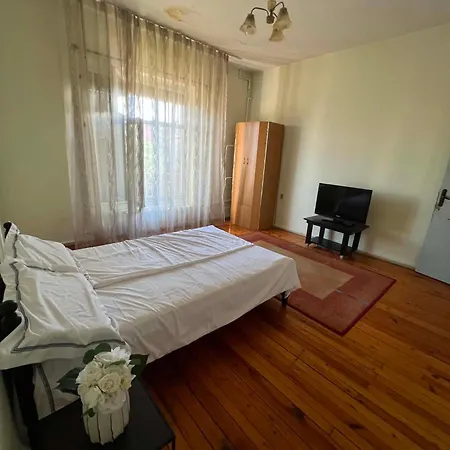 Apartment Maria Luisa *